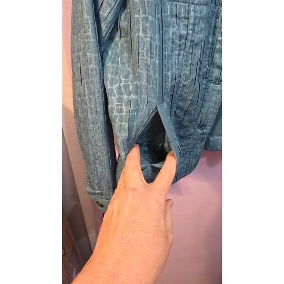 Appleseed's Women's Quilted Button Up Shiny Krinkle Blue Blazer Jacket Size 14 - Picture 7 of 8